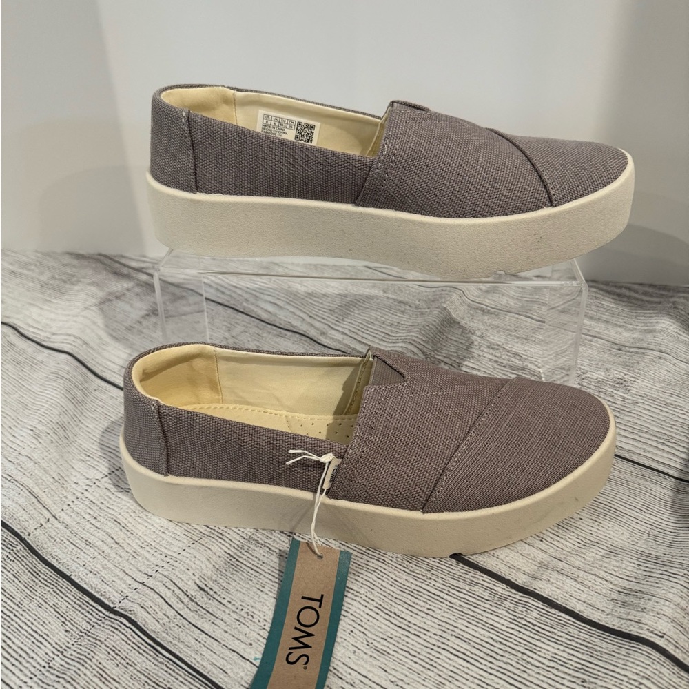 TOMS Women's Verona Platform Slip-On Sneakers